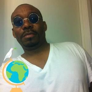 Meet your Posher, Carlos